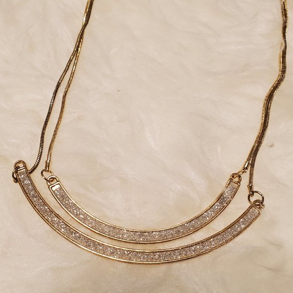 Gold Necklace - Picture 1 of 2